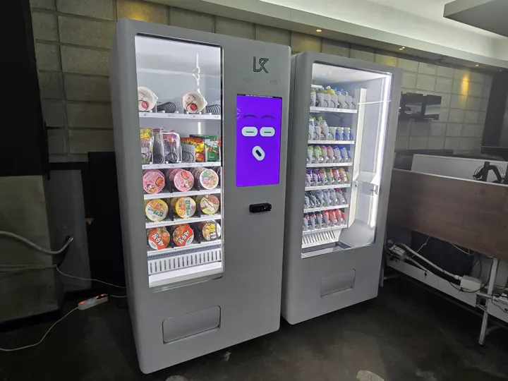 PC방 자판기 설치 사진